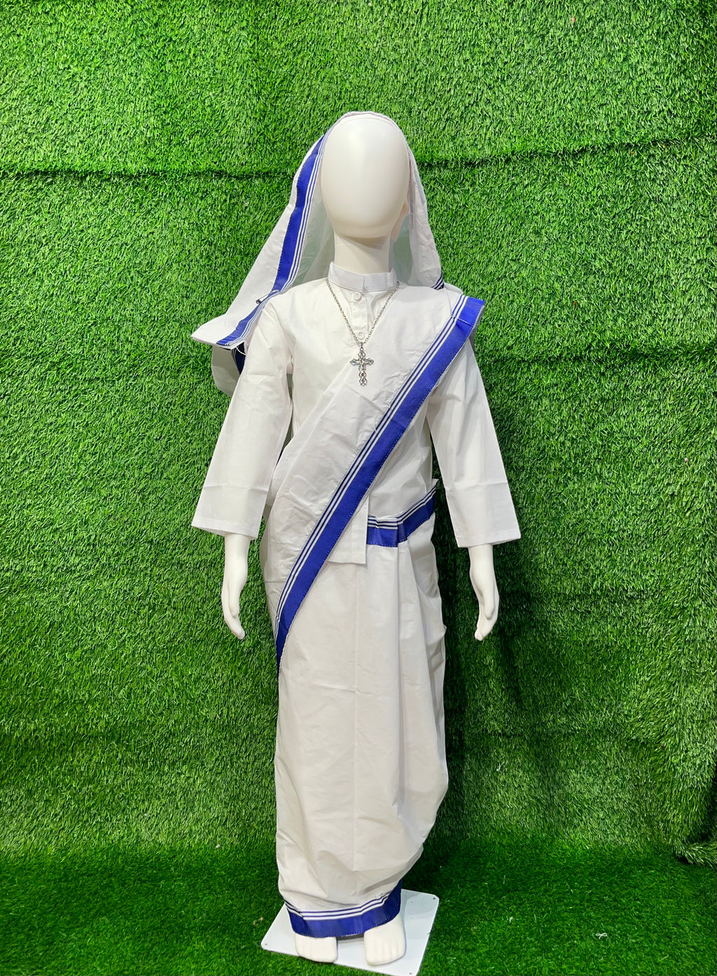 Mother Teresa Costume